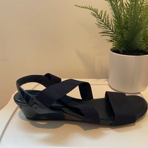 NAVY BLUE WEDGE SANDALS!!!!!